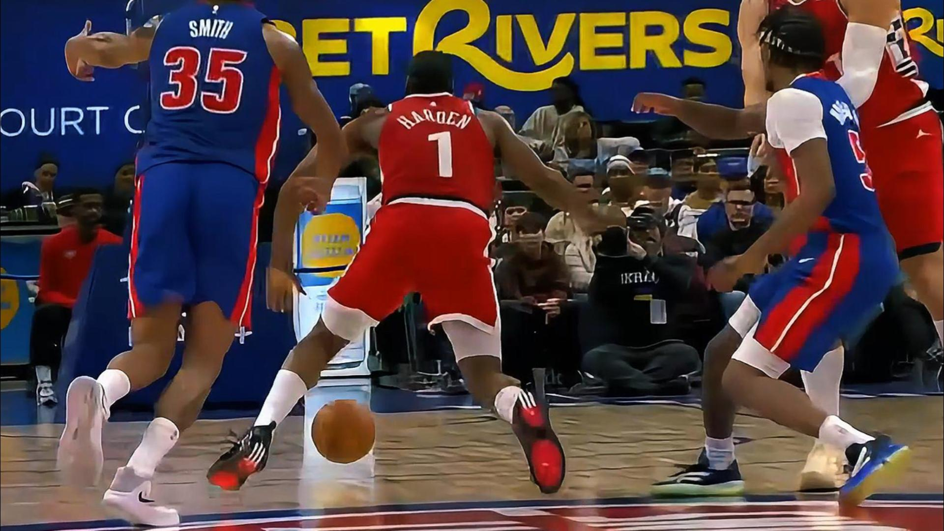 爱游戏-关于哈登在MAD比赛中逆转,战术调整引发热议!的信息